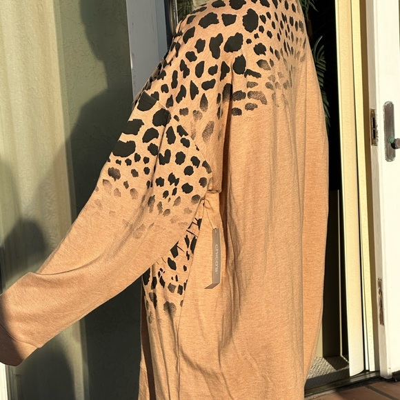 Chico’s Leopard Print Tan Women's Tunic - Picture 5 of 5